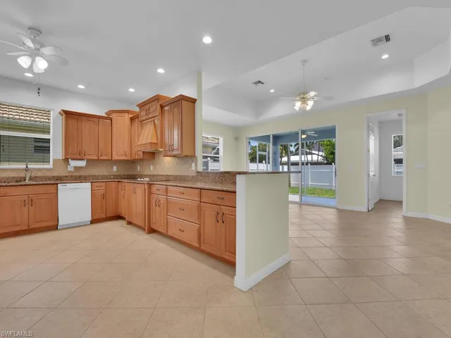 Kitchen & Great Room