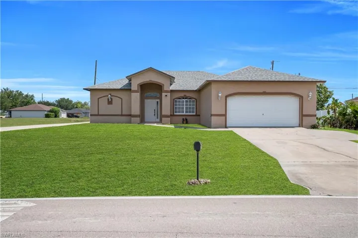 21 Kismet Pkwy E, Cape Coral, Florida 33909