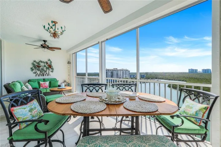 Great south facing Lanai