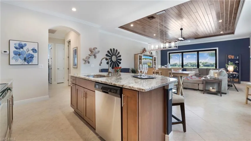 1410  Redona  WAY, Naples, FL 34113