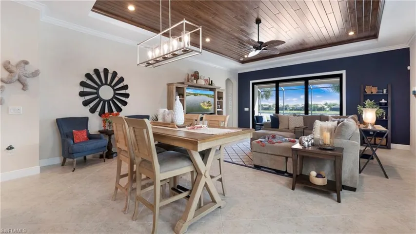 1410  Redona  WAY, Naples, FL 34113