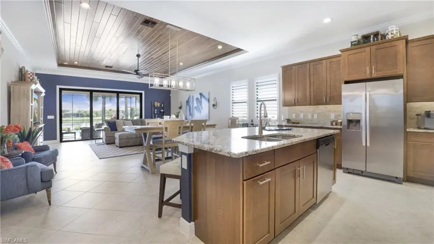1410  Redona  WAY, Naples, FL 34113