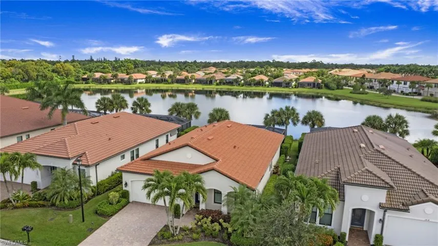 1410  Redona  WAY, Naples, FL 34113