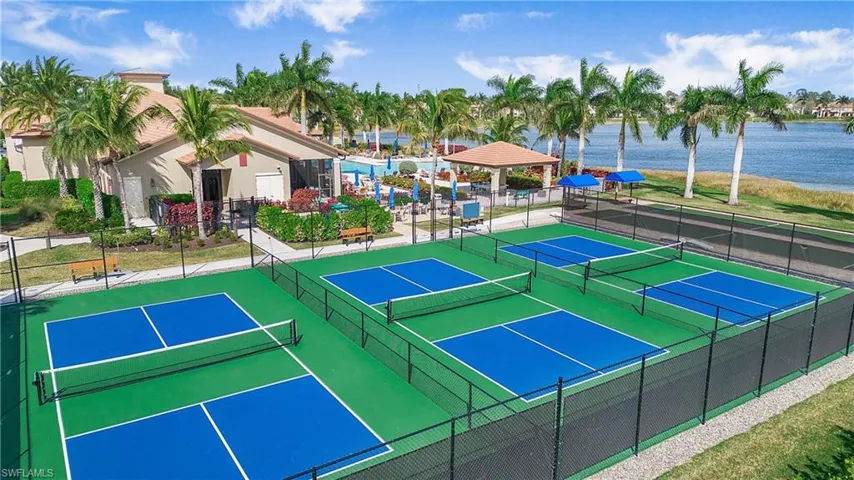 1410  Redona  WAY, Naples, FL 34113