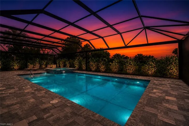 9974 Winterview Dr, Naples, Florida 34109