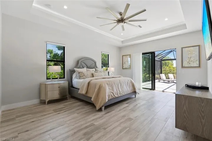 9974 Winterview Dr, Naples, Florida 34109