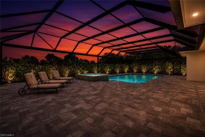 9974 Winterview Dr, Naples, Florida 34109