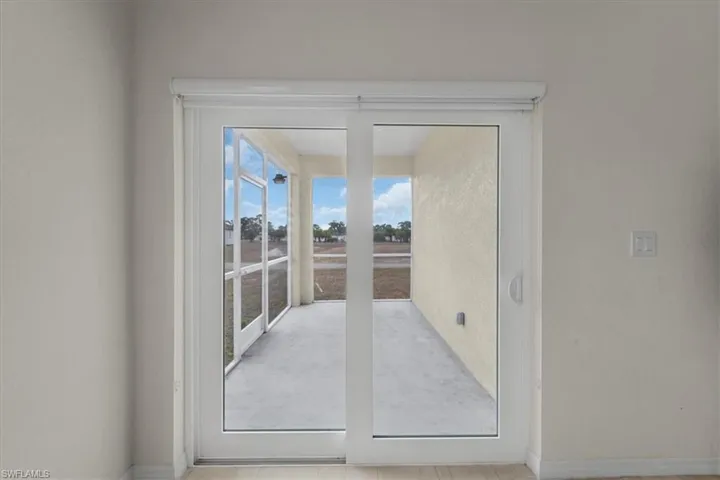 Entryway featuring baseboards