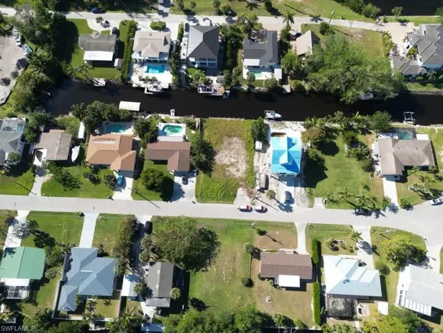 27281  Buccaneer  DR, Bonita Springs, FL 34135