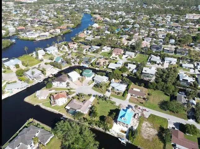 27281  Buccaneer  DR, Bonita Springs, FL 34135