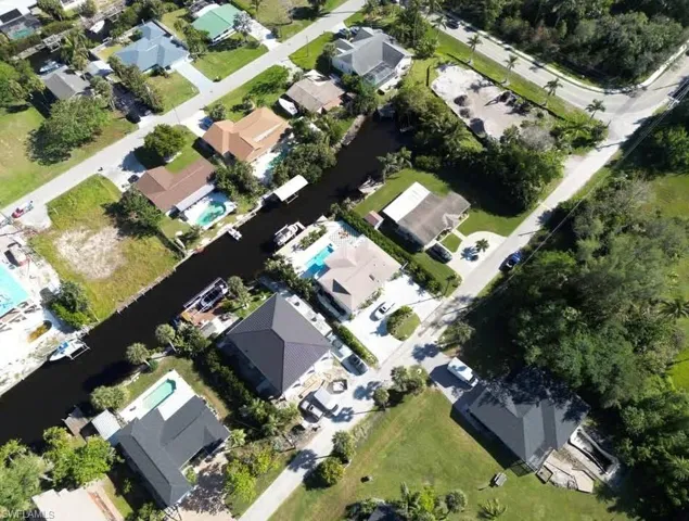 27281  Buccaneer  DR, Bonita Springs, FL 34135