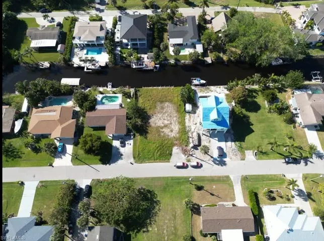 27281  Buccaneer  DR, Bonita Springs, FL 34135