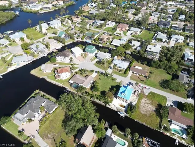 27281  Buccaneer  DR, Bonita Springs, FL 34135