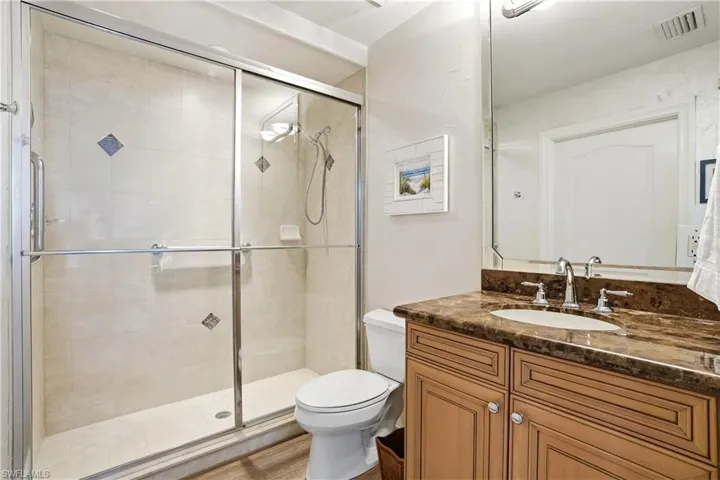 587 Avellino Isles Cir 23101, Naples, Florida 34119