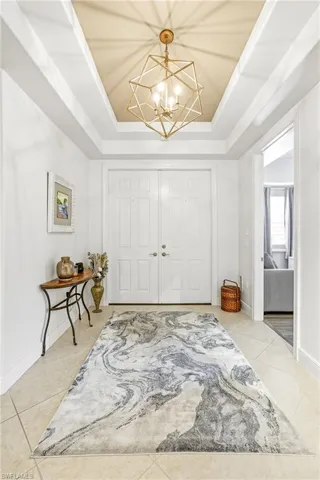 587 Avellino Isles Cir 23101, Naples, Florida 34119