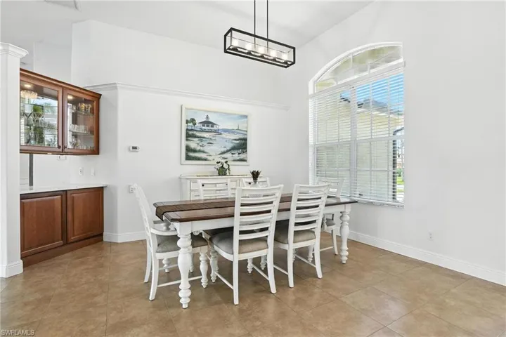 2819 Sw 33rd St, Cape Coral, Florida 33914