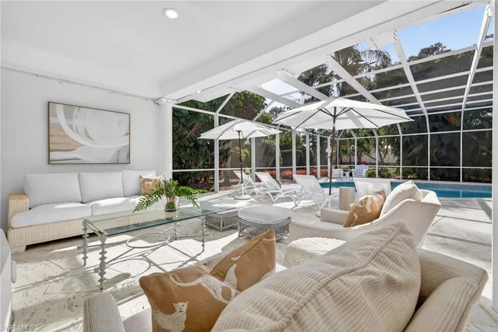 129  Edgemere S WAY, Naples, FL 34105