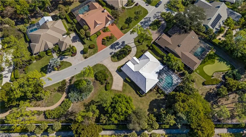 129  Edgemere S WAY, Naples, FL 34105