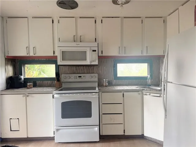 4821 Curlew Dr, St. James City, Florida 33956
