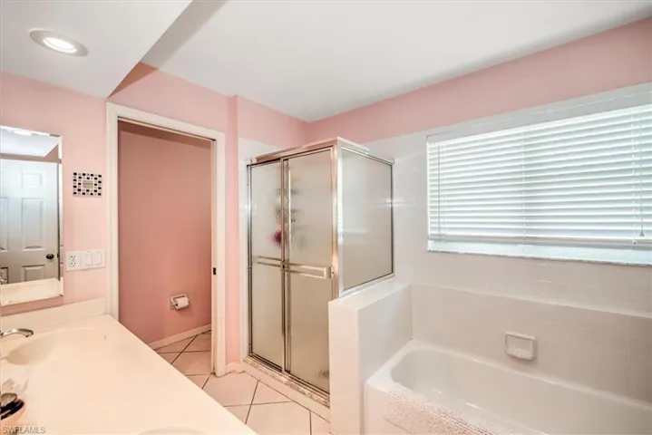 14761  Lake Olive  DR, Fort Myers, FL 33919