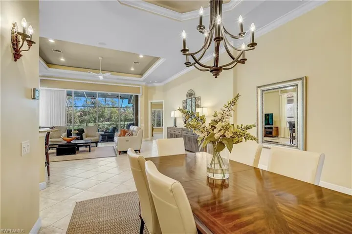 28672  Pienza  CT, Bonita Springs, FL 34135