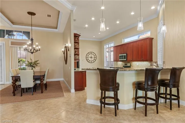 28672  Pienza  CT, Bonita Springs, FL 34135