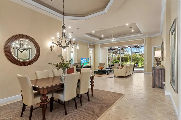 Open Floor plan great for entertaining