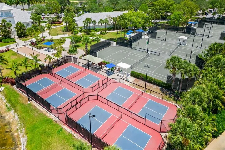 4526 Cardinal Cove Ln, Naples, Florida 34114