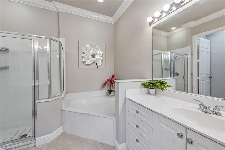 4526 Cardinal Cove Ln, Naples, Florida 34114