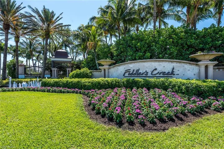4526 Cardinal Cove Ln, Naples, Florida 34114