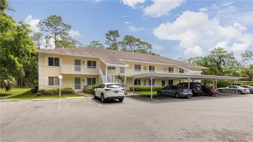 3451  County Barn  RD, Naples, FL 34112