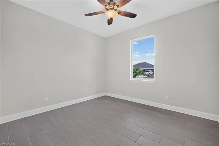 633 Sw 13th St, Cape Coral, Florida 33991