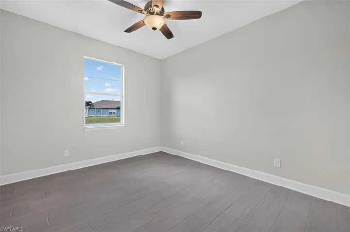 633 Sw 13th St, Cape Coral, Florida 33991