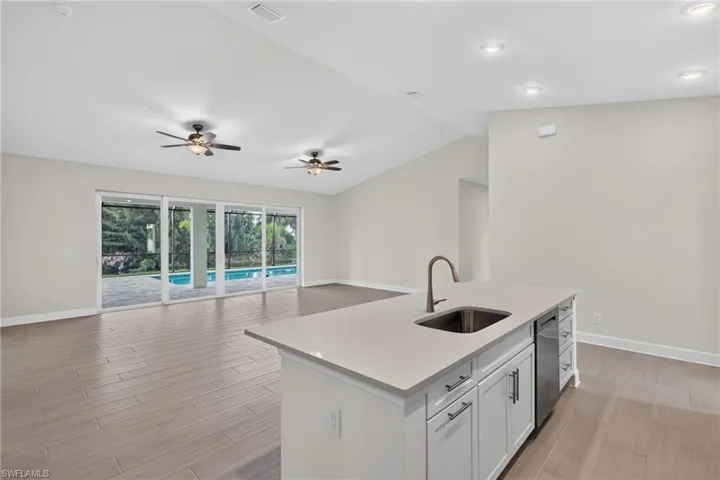 633 Sw 13th St, Cape Coral, Florida 33991