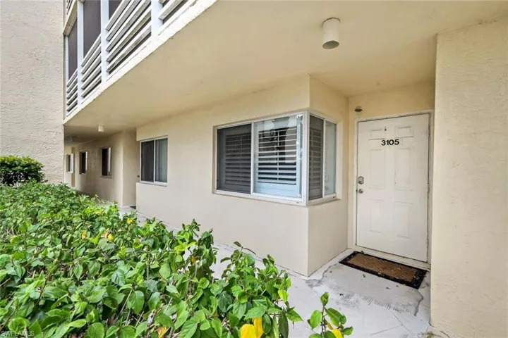 15171 Cedarwood Ln 3105, Naples, Florida 34110