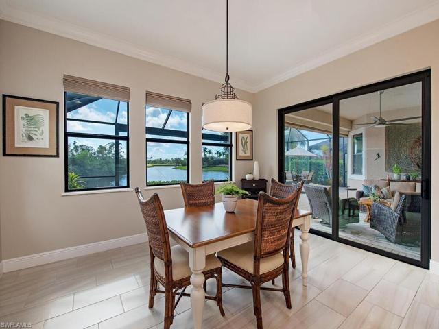 Breakfast nook