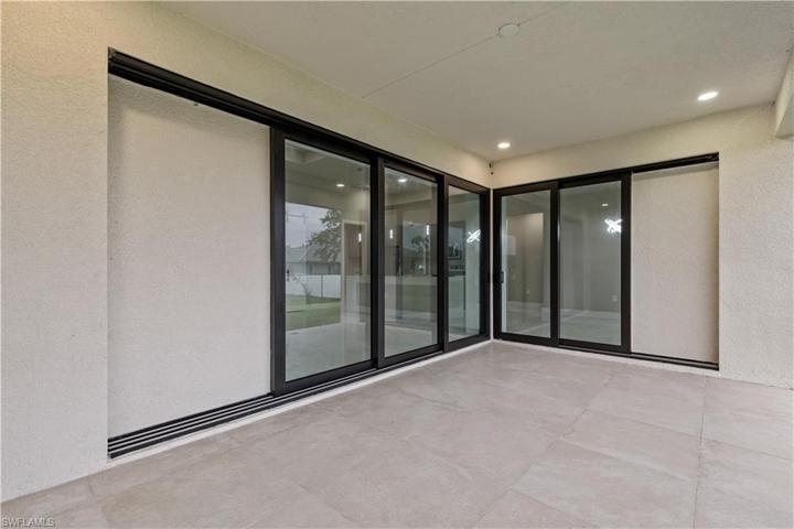 1701 NW 9th TER, CAPE CORAL FL 33993