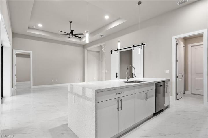 1701 NW 9th TER, CAPE CORAL FL 33993