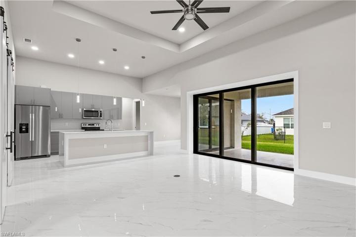 1701 NW 9th TER, CAPE CORAL FL 33993