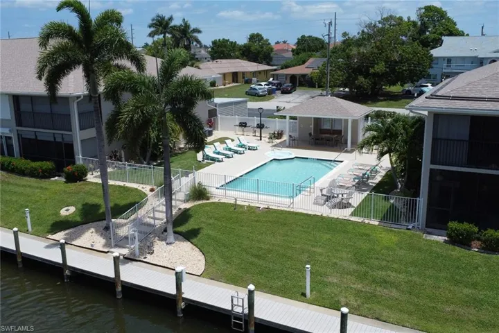 912 48th Ter 107, Cape Coral, Florida 33914