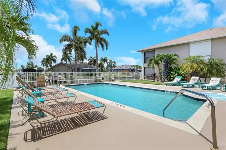912 48th Ter 107, Cape Coral, Florida 33914