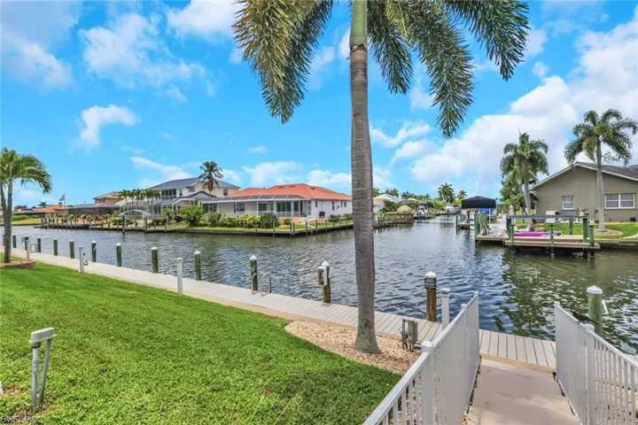 912 48th Ter 107, Cape Coral, Florida 33914