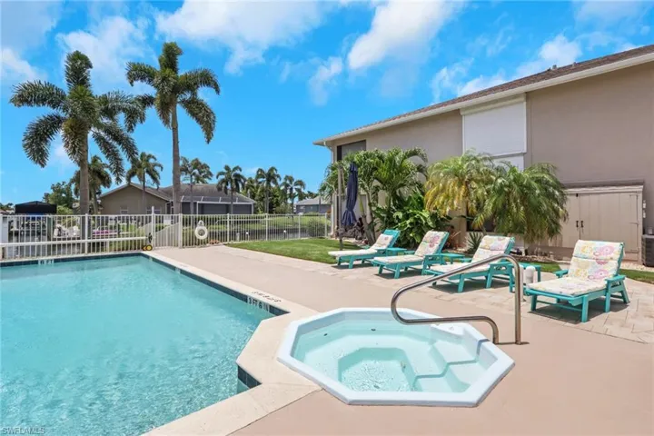 912 48th Ter 107, Cape Coral, Florida 33914