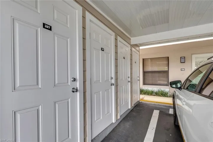 912 48th Ter 107, Cape Coral, Florida 33914