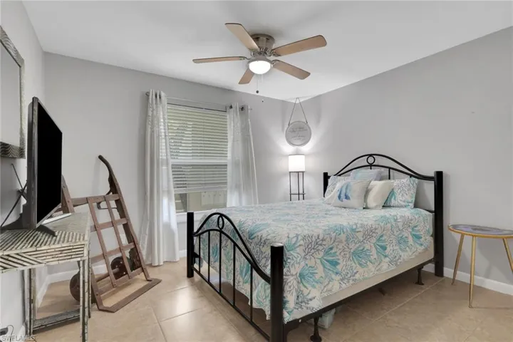 912 48th Ter 107, Cape Coral, Florida 33914