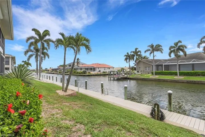 912 48th Ter 107, Cape Coral, Florida 33914