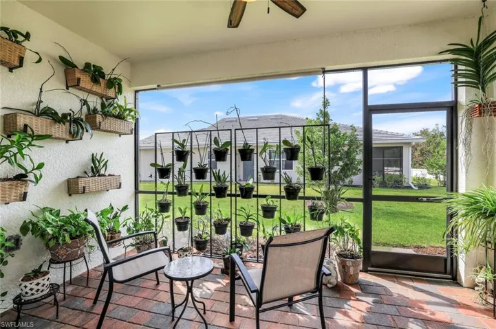 1009  Tranquil Brook  DR, Naples, FL 34114