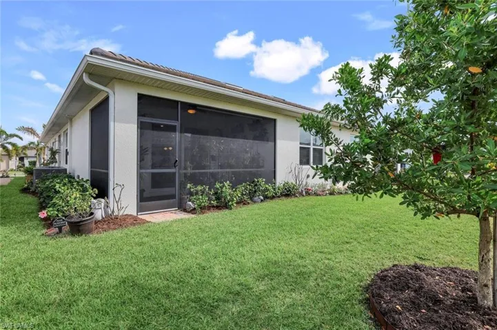 1009  Tranquil Brook  DR, Naples, FL 34114