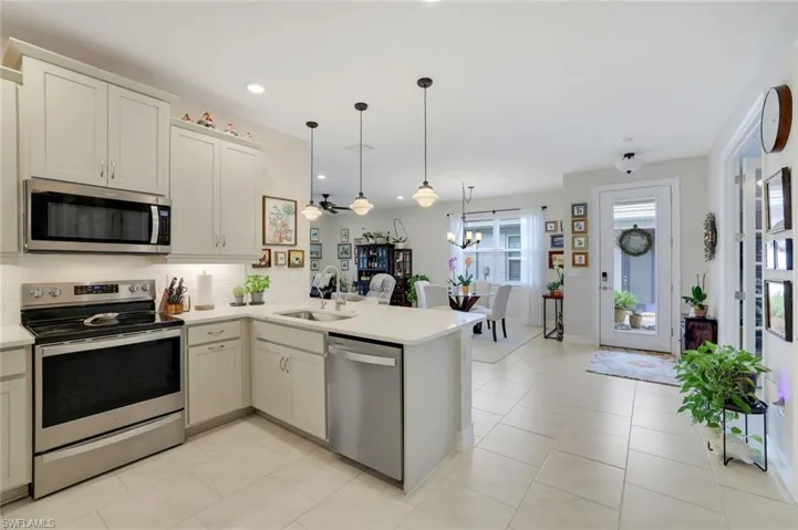 1009  Tranquil Brook  DR, Naples, FL 34114