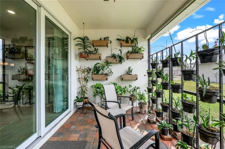 1009  Tranquil Brook  DR, Naples, FL 34114